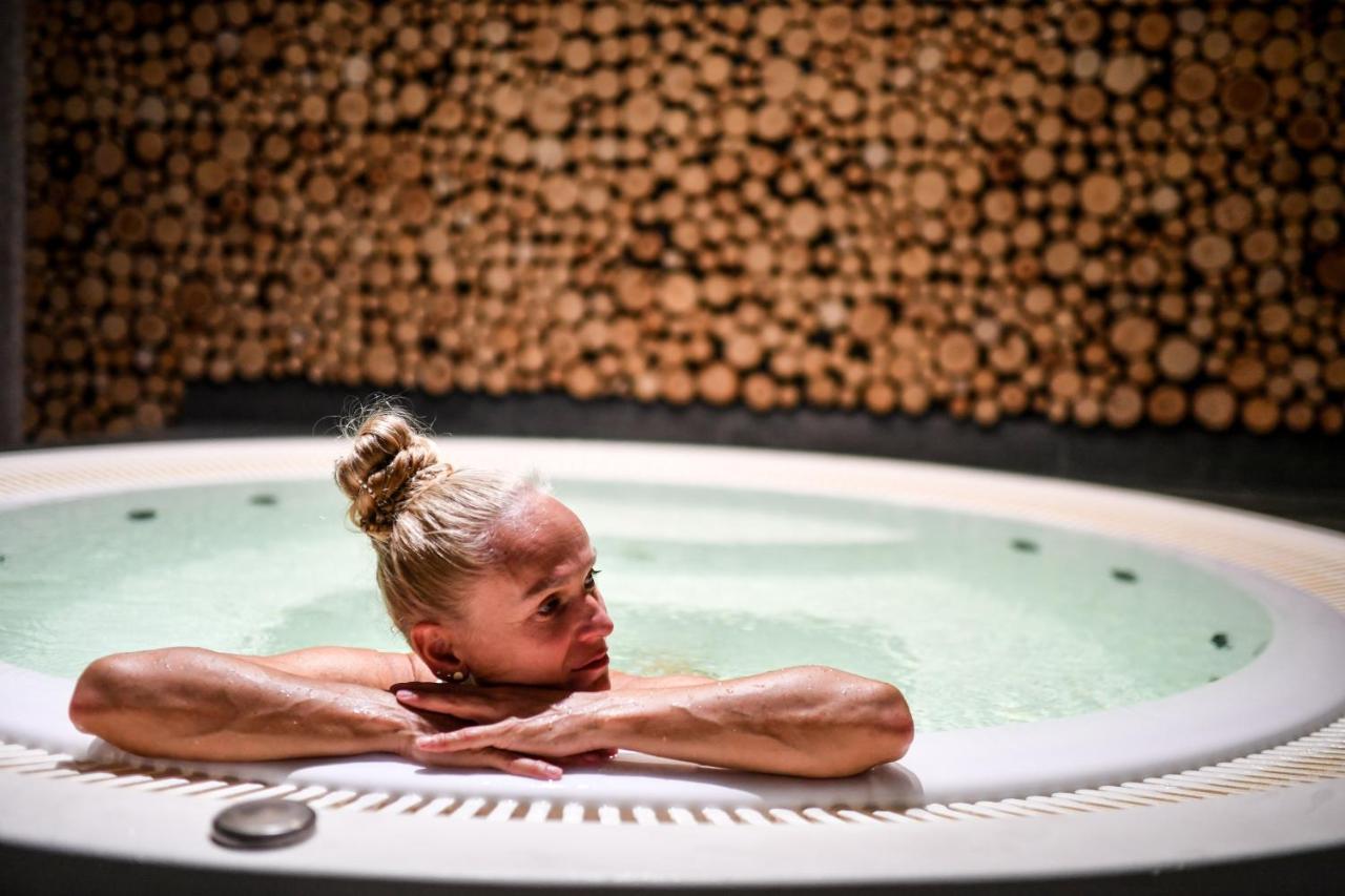 Hotel Bonifacio Spa&Sport Resort Sochocin Exteriér fotografie